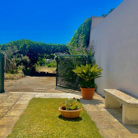 La Rondine Bed And Breakfast Uggiano La Chiesa Exterior photo